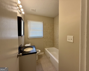 2913 Horse Shoe Drive - Photo Thumbnail 12