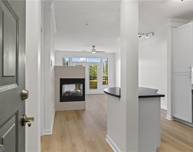 401 16th Street Nw - Photo Thumbnail 2