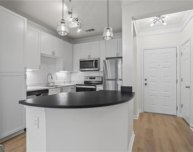 401 16th Street Nw - Photo Thumbnail 6