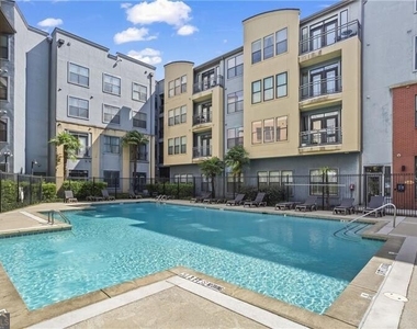401 16th Street Nw - Photo Thumbnail 1