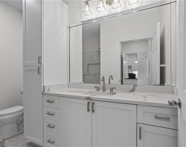 401 16th Street Nw - Photo Thumbnail 17