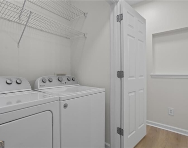 401 16th Street Nw - Photo Thumbnail 19