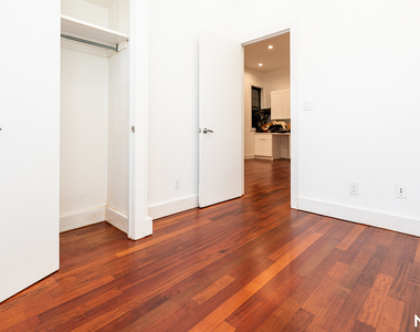 276 Boerum Street - Photo Thumbnail 2