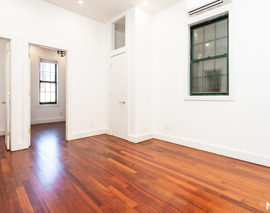 276 Boerum Street - Photo Thumbnail 8