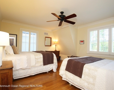 106 Stockton Boulevard - Photo Thumbnail 17
