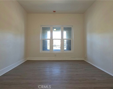 3408 W Sunset Blvd. - Photo Thumbnail 9