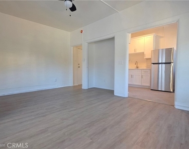 3408 W Sunset Blvd. - Photo Thumbnail 3