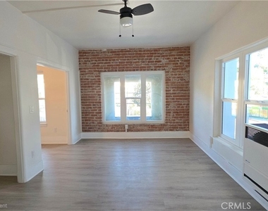 3408 W Sunset Blvd. - Photo Thumbnail 2