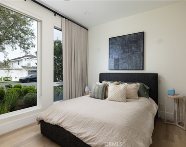 1615 Anita Lane - Photo Thumbnail 30