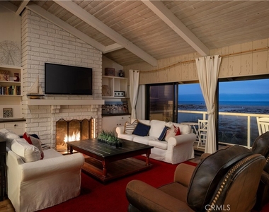 1303 E Balboa Boulevard - Photo Thumbnail 18
