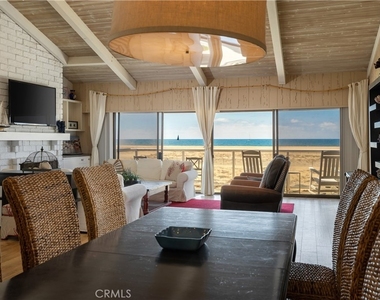 1303 E Balboa Boulevard - Photo Thumbnail 6