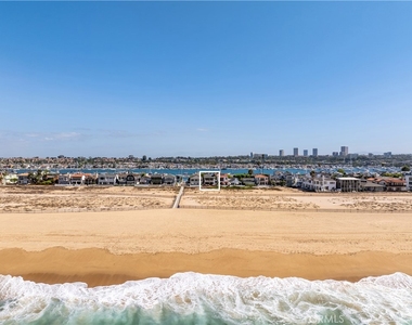 1303 E Balboa Boulevard - Photo Thumbnail 17