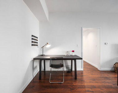 1818 Thayer Avenue - Photo Thumbnail 16