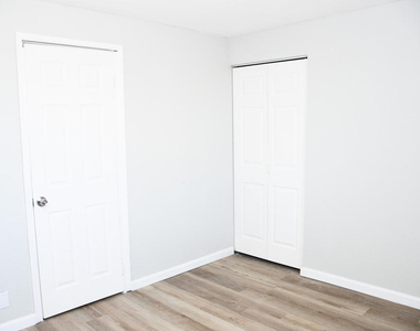 61576 Aberdeen Drive - Photo Thumbnail 24
