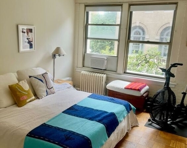 30 Christopher Street - Photo Thumbnail 6