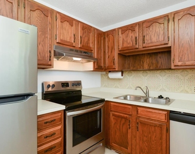 8 Lake Vista Trail - Photo Thumbnail 6