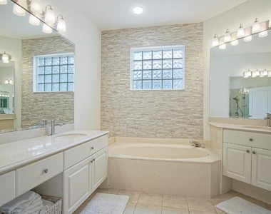8176 Quail Meadow Way - Photo Thumbnail 20
