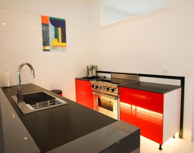 661 Lake Wellington Drive - Photo Thumbnail 21