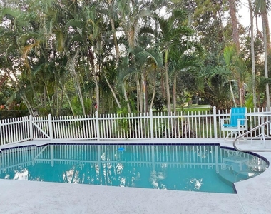 661 Lake Wellington Drive - Photo Thumbnail 50