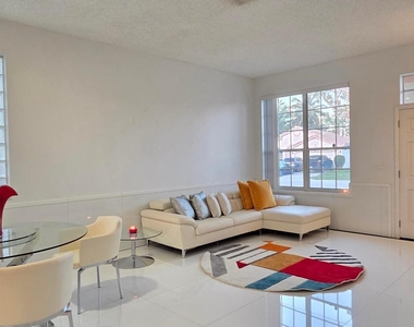 661 Lake Wellington Drive - Photo Thumbnail 58