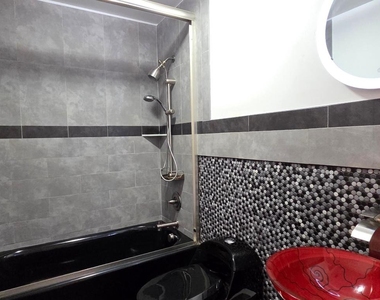 661 Lake Wellington Drive - Photo Thumbnail 54