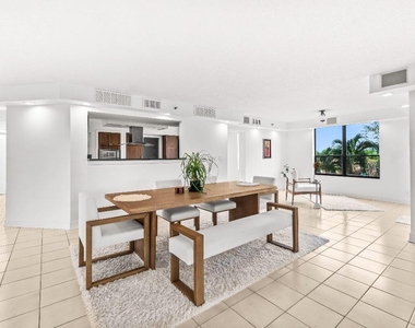 7201 Promenade Drive E - Photo Thumbnail 24