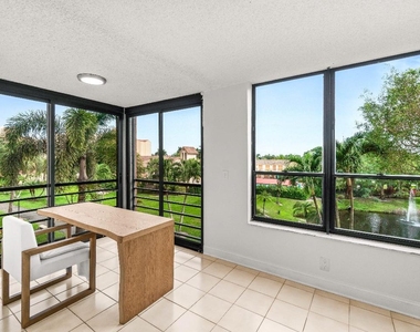 7201 Promenade Drive E - Photo Thumbnail 28