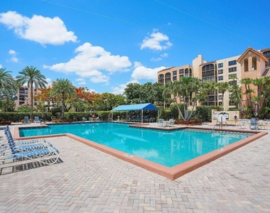 7201 Promenade Drive E - Photo Thumbnail 41