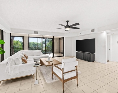 7201 Promenade Drive E - Photo Thumbnail 3