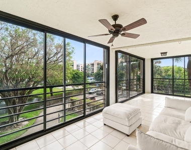 7201 Promenade Drive E - Photo Thumbnail 23