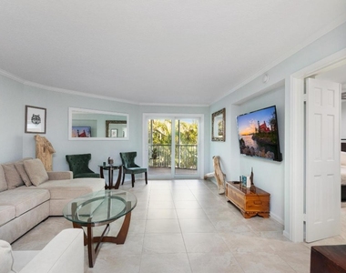 961 S Ocean Drive - Photo Thumbnail 13