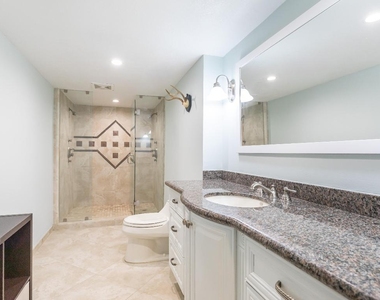 961 S Ocean Drive - Photo Thumbnail 7