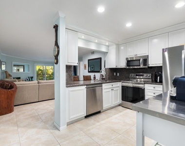 961 S Ocean Drive - Photo Thumbnail 18