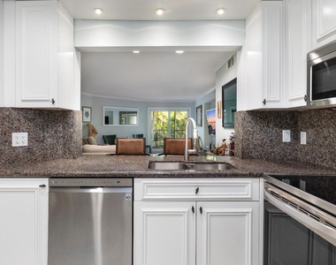 961 S Ocean Drive - Photo Thumbnail 21
