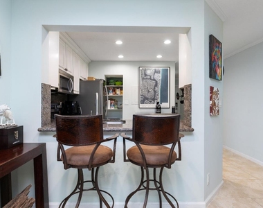 961 S Ocean Drive - Photo Thumbnail 17
