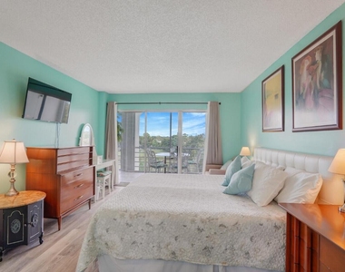 3959 Via Poinciana - Photo Thumbnail 17