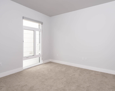 285 8th Ave N. - Photo Thumbnail 13