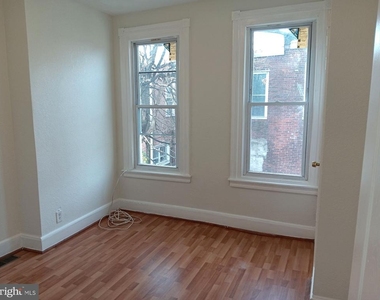 1238 N Alden Street - Photo Thumbnail 3