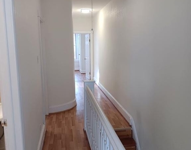 1238 N Alden Street - Photo Thumbnail 7
