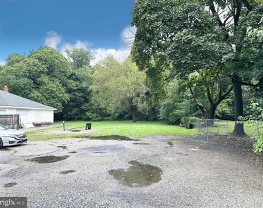 38 S Main Street - Photo Thumbnail 3
