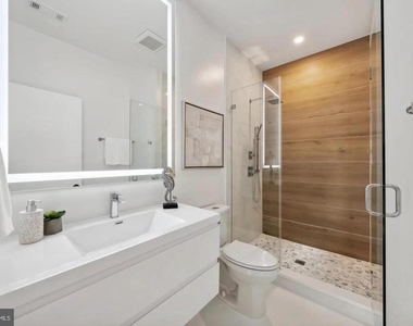 2015 13th Street Nw - Photo Thumbnail 23