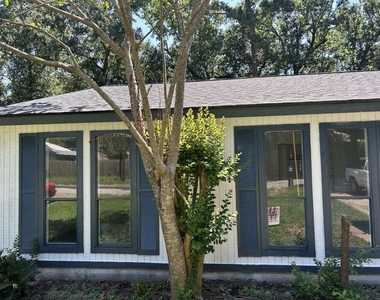 3030 Winding Way - Photo Thumbnail 1