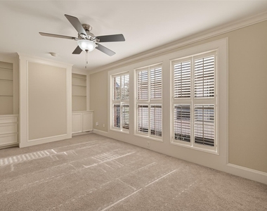 2413 Potomac Drive - Photo Thumbnail 14