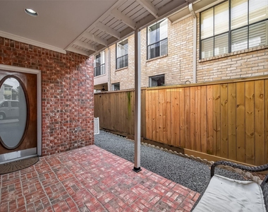 2413 Potomac Drive - Photo Thumbnail 1