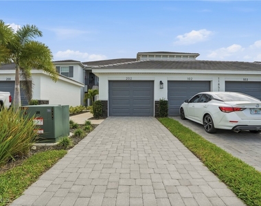 11851 Venetian Lagoon Drive - Photo Thumbnail 38