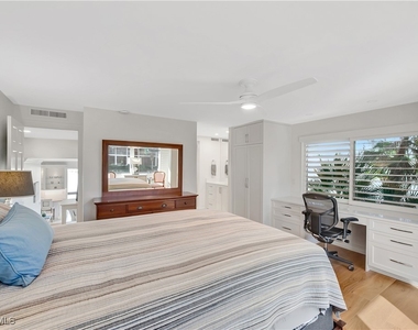 2258 Gulf Shore Boulevard N - Photo Thumbnail 15