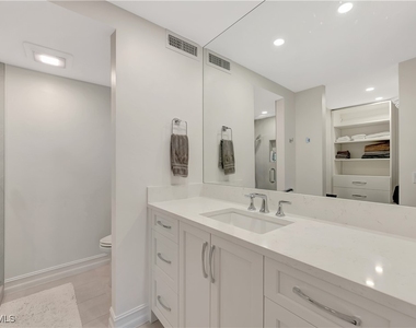 2258 Gulf Shore Boulevard N - Photo Thumbnail 17