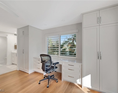 2258 Gulf Shore Boulevard N - Photo Thumbnail 16
