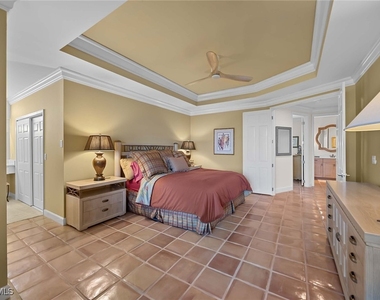 828 Hideaway Circle E - Photo Thumbnail 12