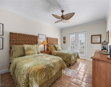 828 Hideaway Circle E - Photo Thumbnail 19